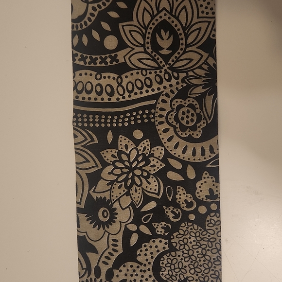 ISO belt that is cotton and has leather like this one. - Picture 2 of 7